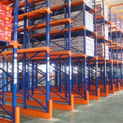 河南倉(cāng)儲(chǔ)貨架貫通式貨架